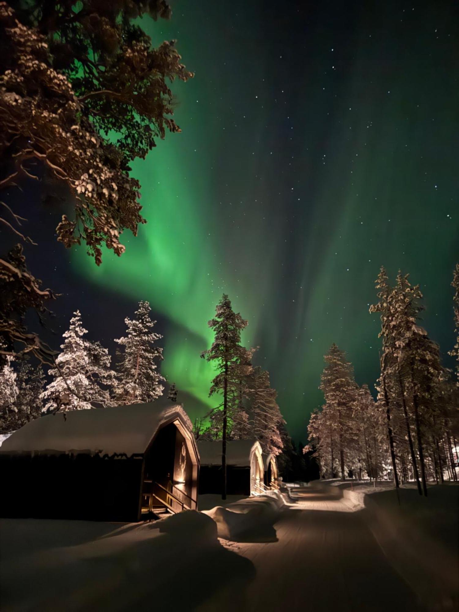 Aurora Queen Resort Igloos 萨利色尔卡 外观 照片